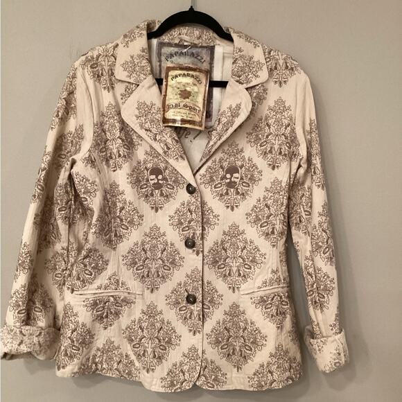 Paparazzi by DB Sport Women’s L Blazer in Light Tan Color with Skull Design NWT - Picture 2 of 7
